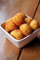 Roast Potatoes 1_2 Cut (Aunt Bessies)